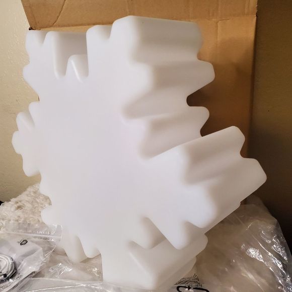 Dimmable Night Light, Star Light 16 RGB Color - Picture 2 of 3